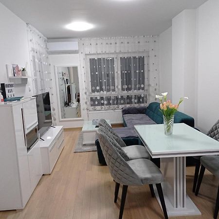 Apartment M & N Μπάνια Λούκα Εξωτερικό φωτογραφία